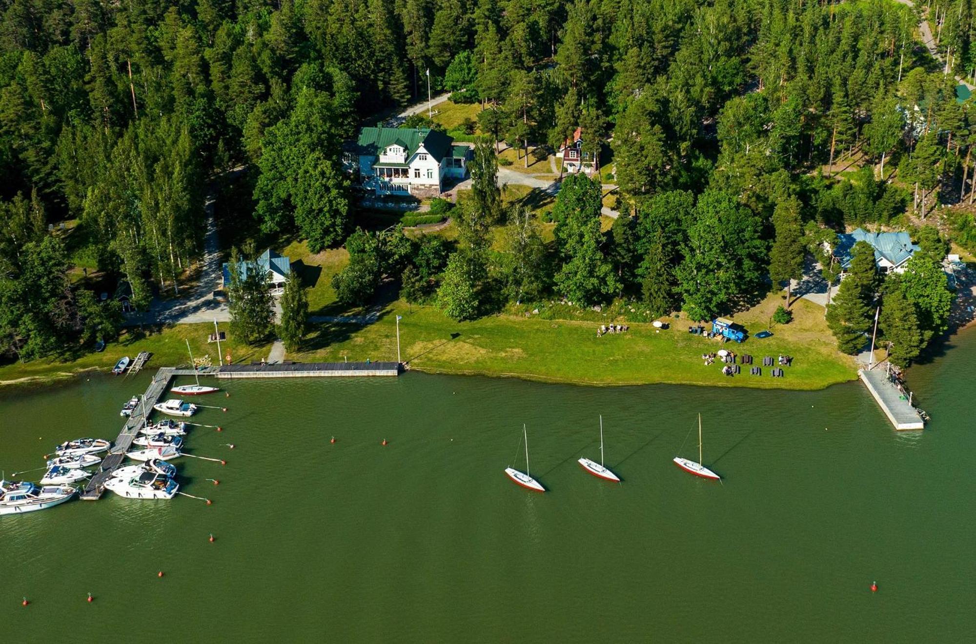 Villa Wolax Каарина Екстериор снимка